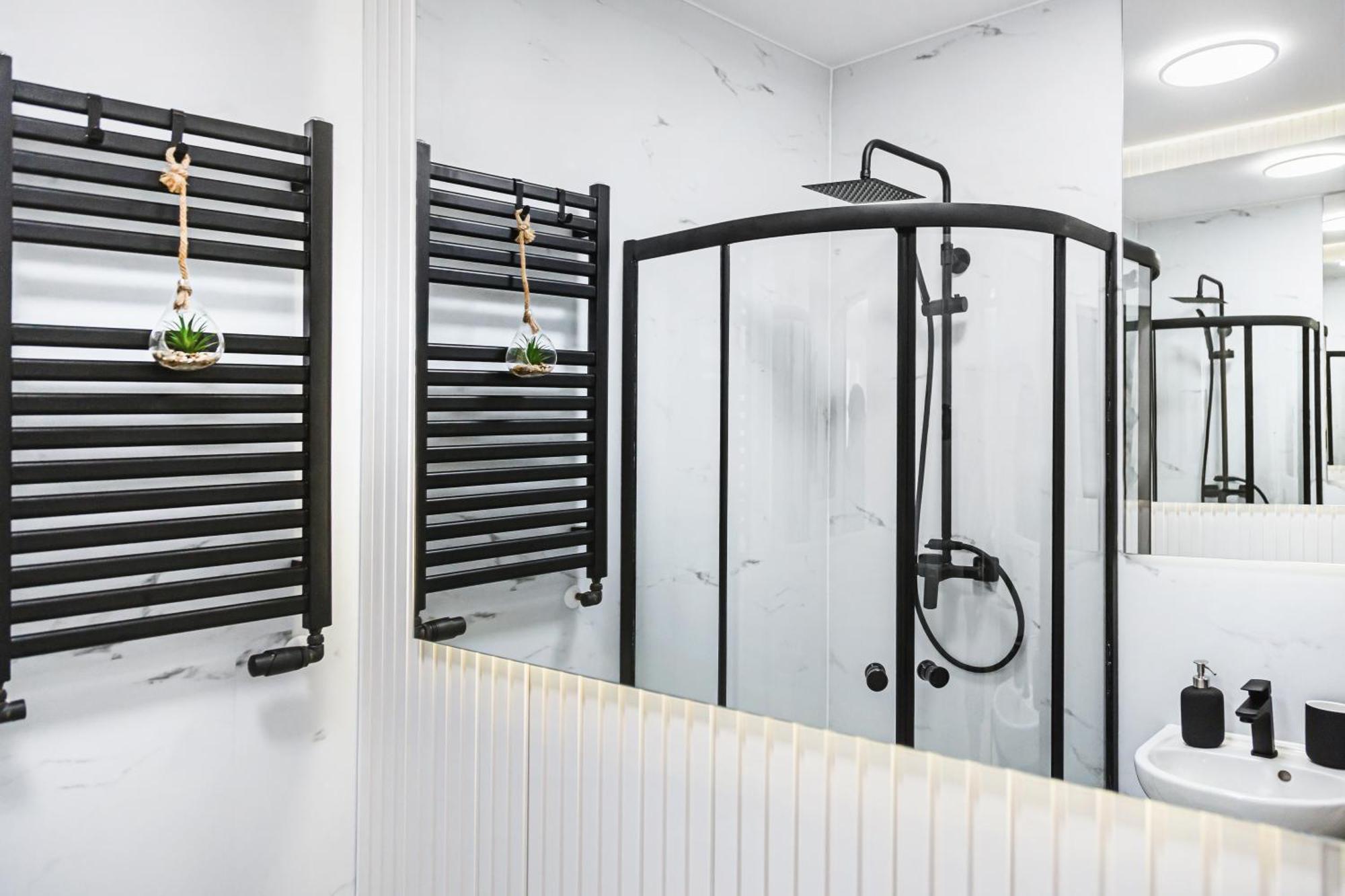 Luksusowe Apartamenty Przy Rynku Wroclaw Luaran gambar