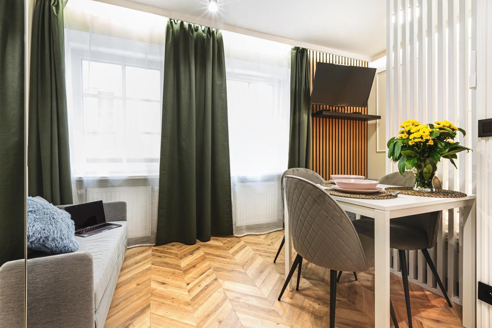 Luksusowe Apartamenty Przy Rynku Wroclaw Luaran gambar