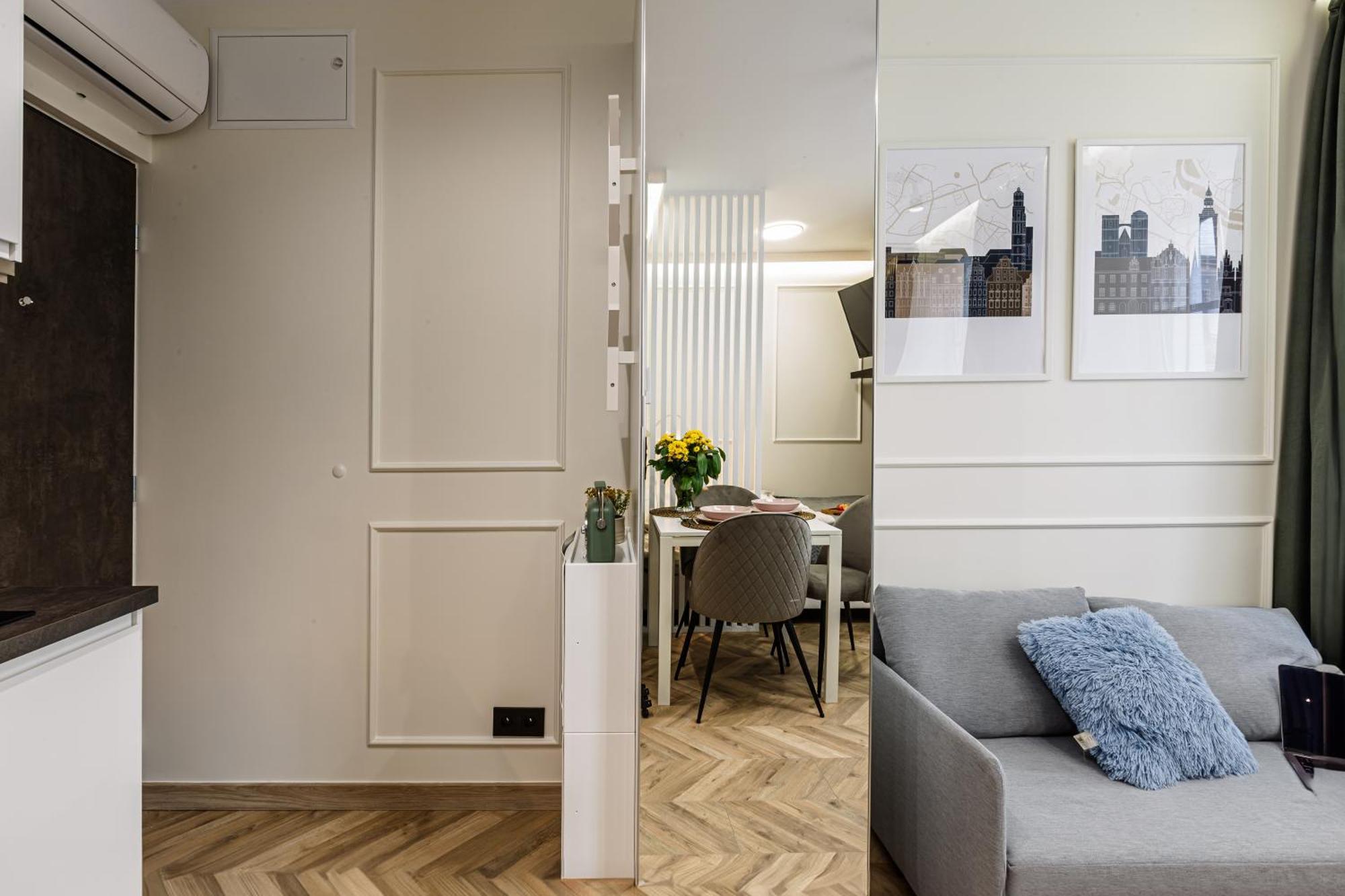 Luksusowe Apartamenty Przy Rynku Wroclaw Luaran gambar