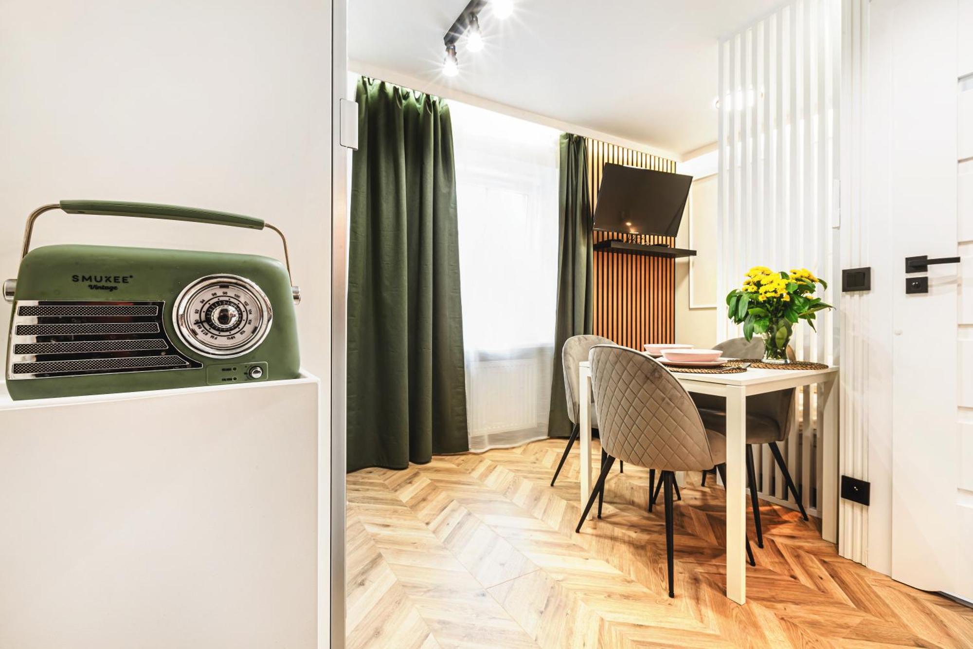 Luksusowe Apartamenty Przy Rynku Wroclaw Luaran gambar