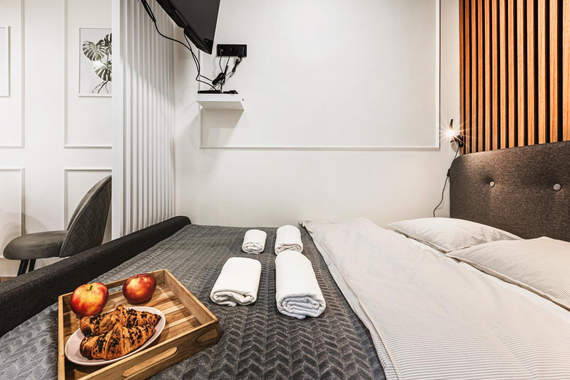 Luksusowe Apartamenty Przy Rynku Wroclaw Luaran gambar