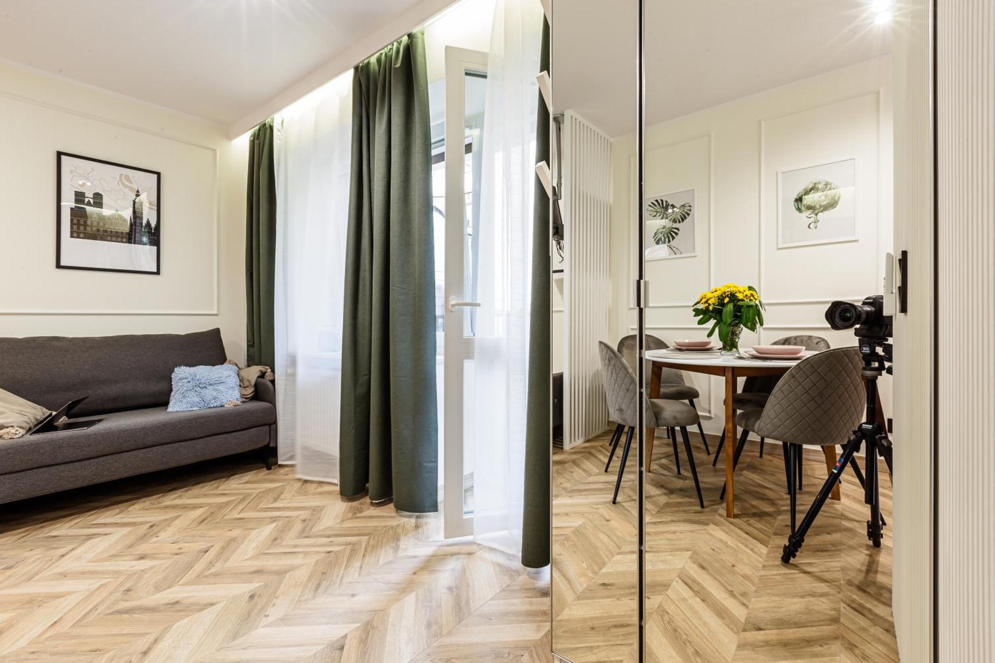 Luksusowe Apartamenty Przy Rynku Wroclaw Luaran gambar